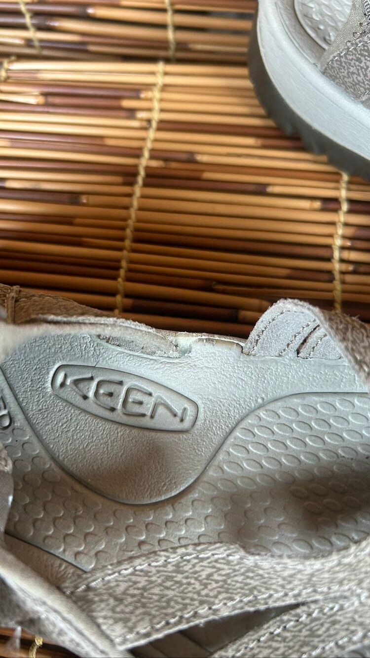 KEEN Women's Rose Outdoor Adventure Sandals Shoes size 9.5 - Picture 4 of 6